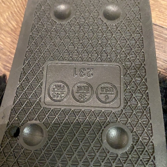 Fuzzy Slides - Picture 6 of 6